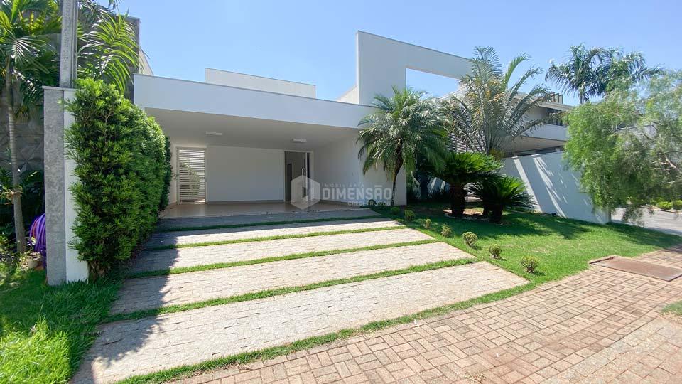 Casa à venda no Condomínio Portal das Águas, em Umuarama-PR