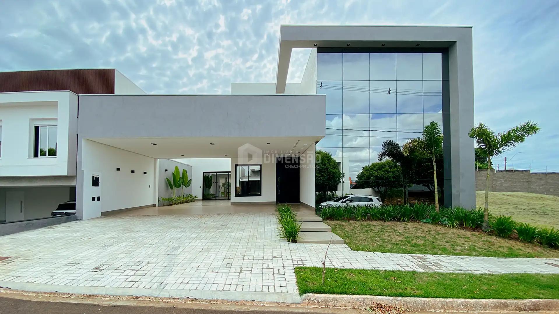Casa à venda no Condomínio Mont Blanc, em Umuarama-PR