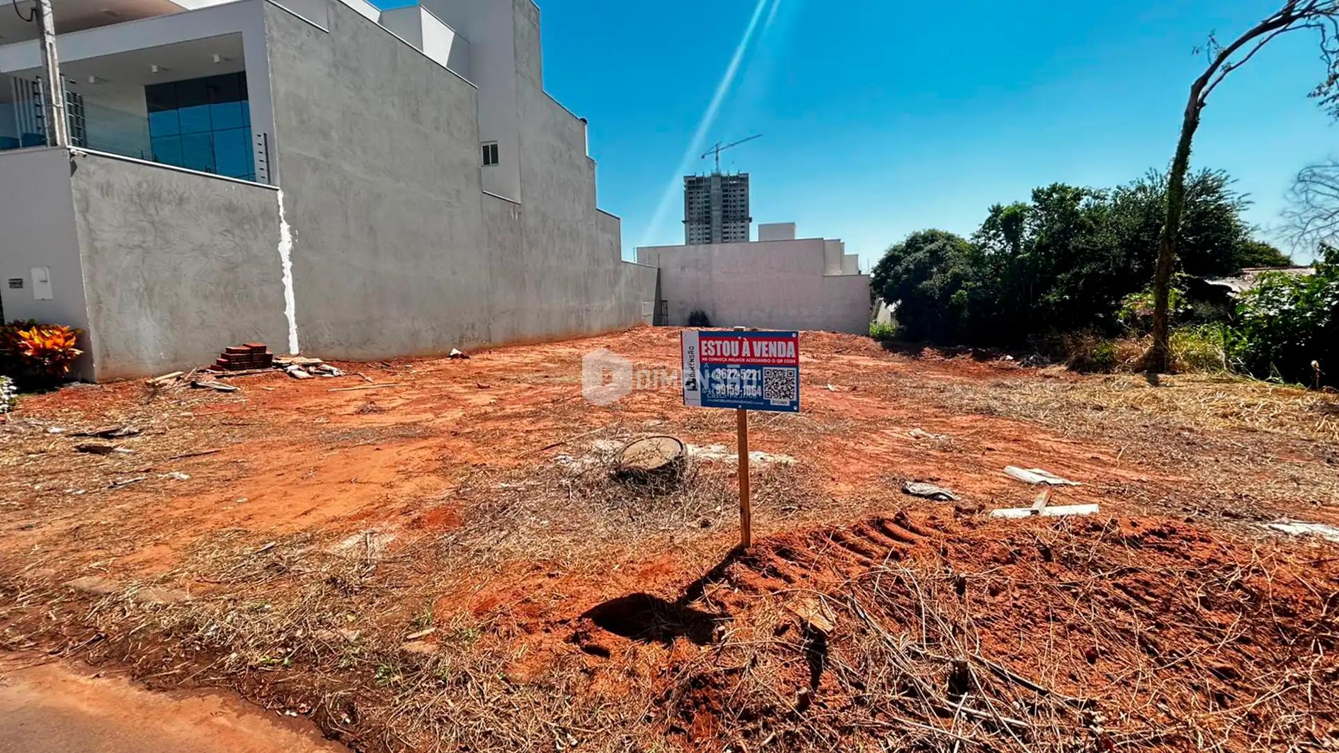 Terreno Residencial à Venda no Jardim Ibiza, em Umuarama-PR