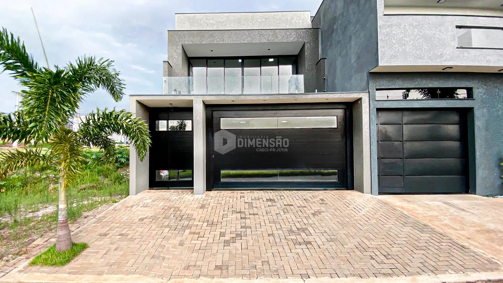 Sobrado à Venda no Jardim Cima, em Umuarama - PR